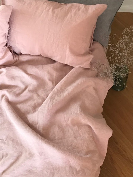 Glamžyto lino antklodės užvalkalas su raišteliais pelenų rožinė